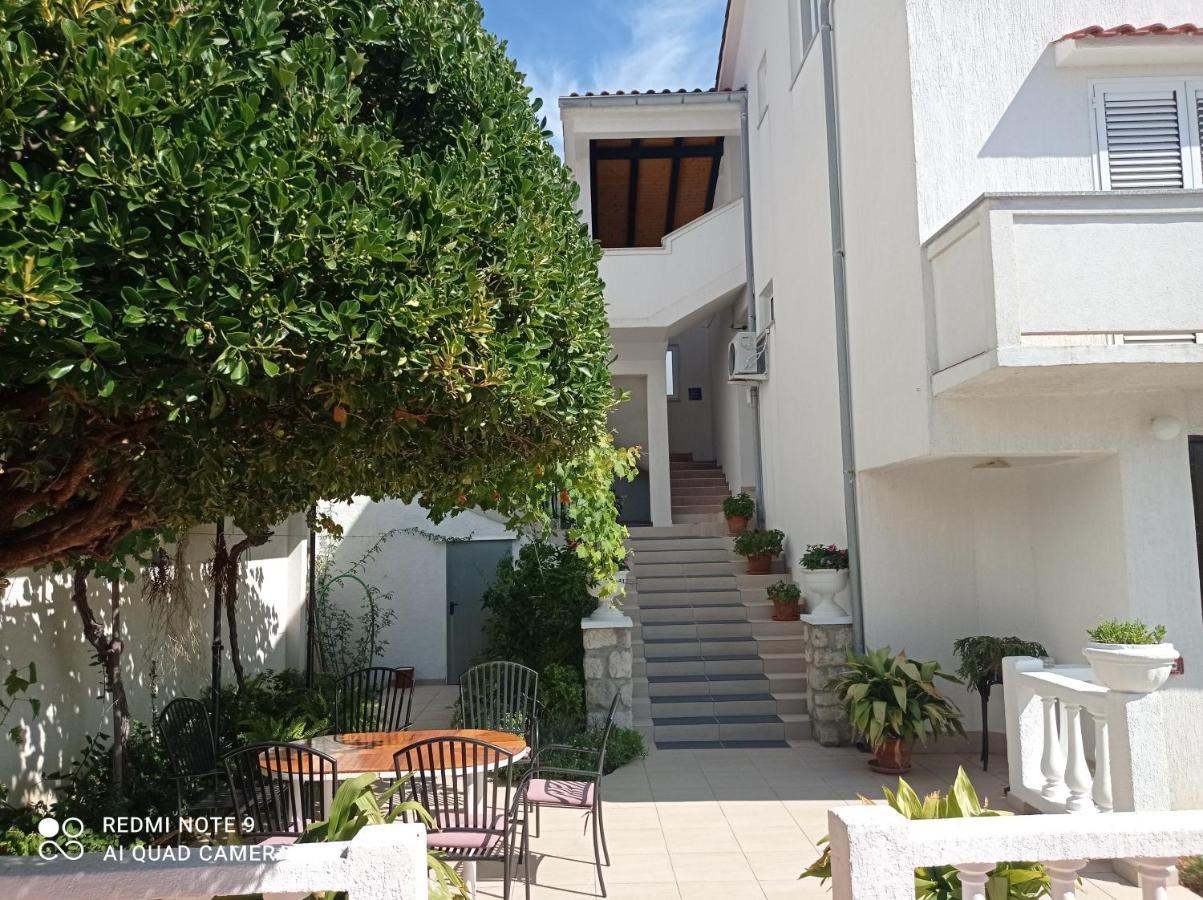 Apartment-Rooms Preka Palit Bagian luar foto
