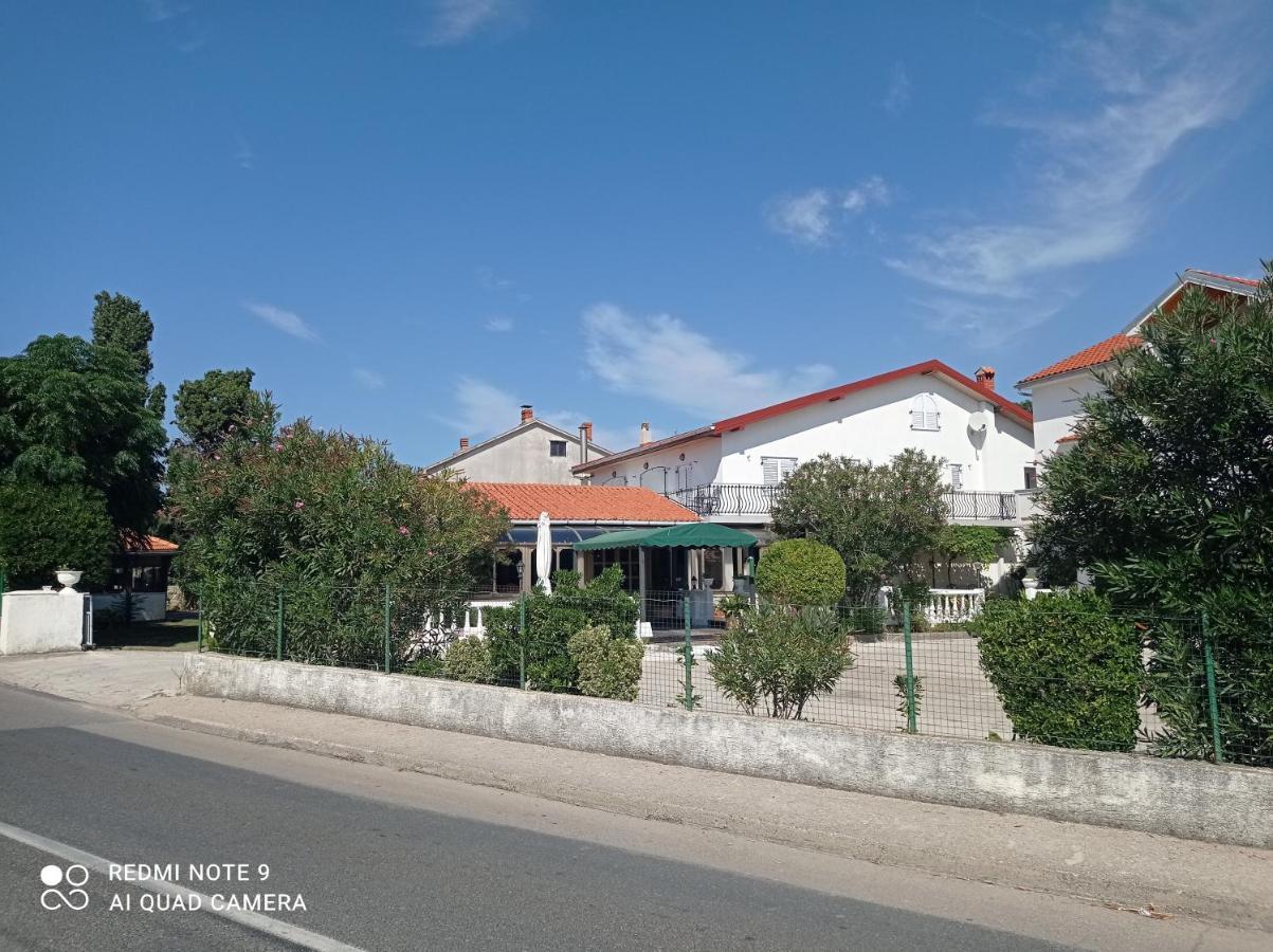 Apartment-Rooms Preka Palit Bagian luar foto