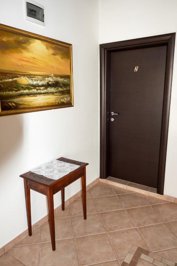 Apartment-Rooms Preka Palit Bagian luar foto