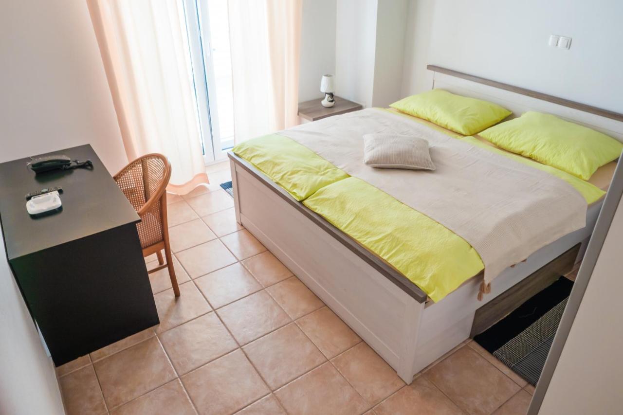 Apartment-Rooms Preka Palit Bagian luar foto