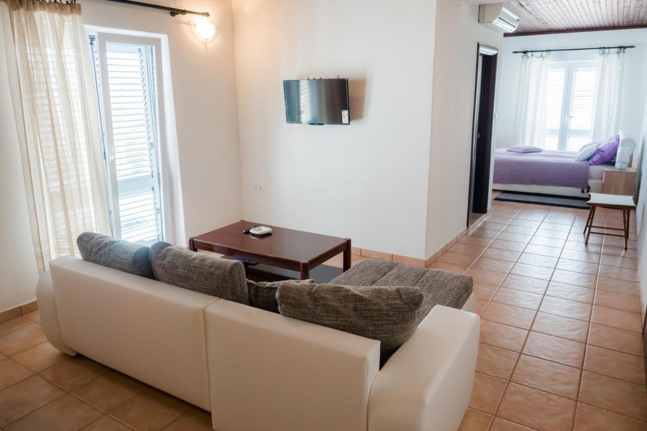 Apartment-Rooms Preka Palit Bagian luar foto