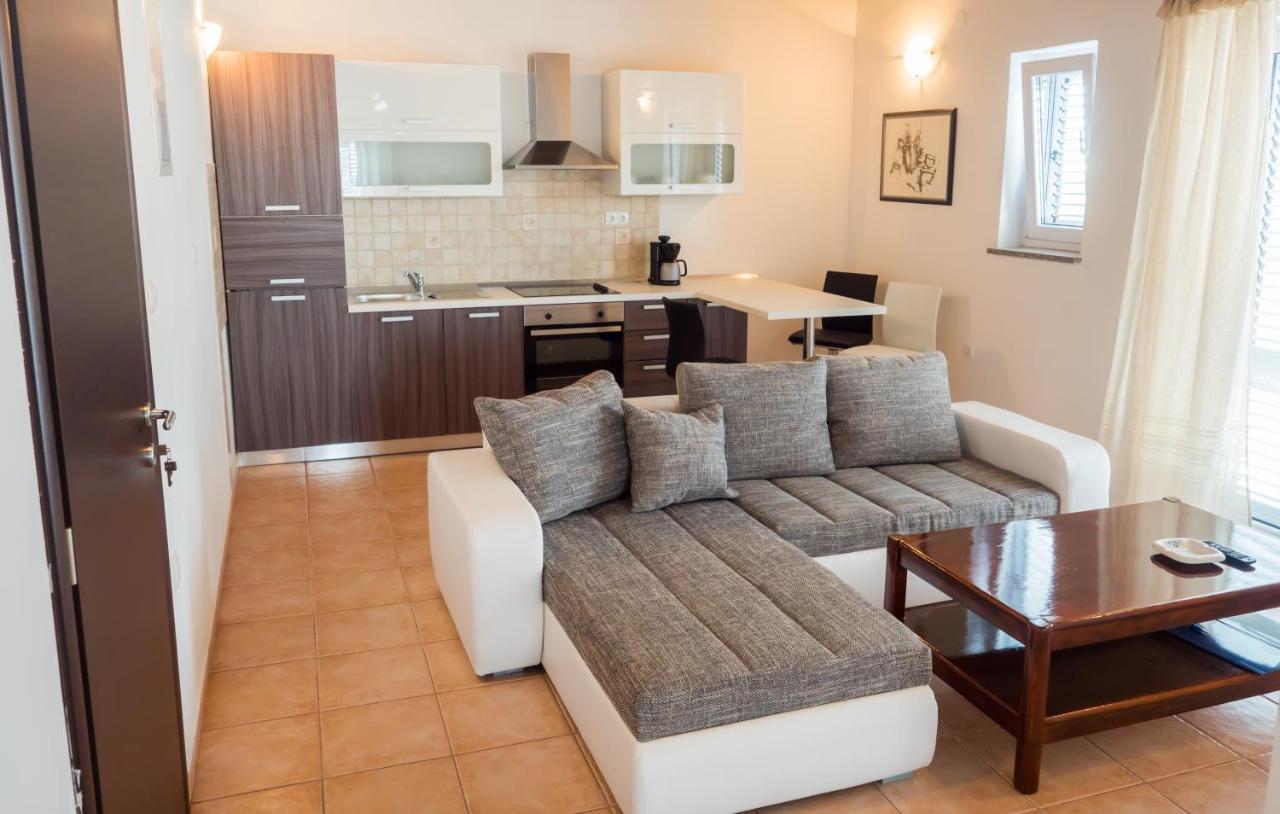Apartment-Rooms Preka Palit Bagian luar foto