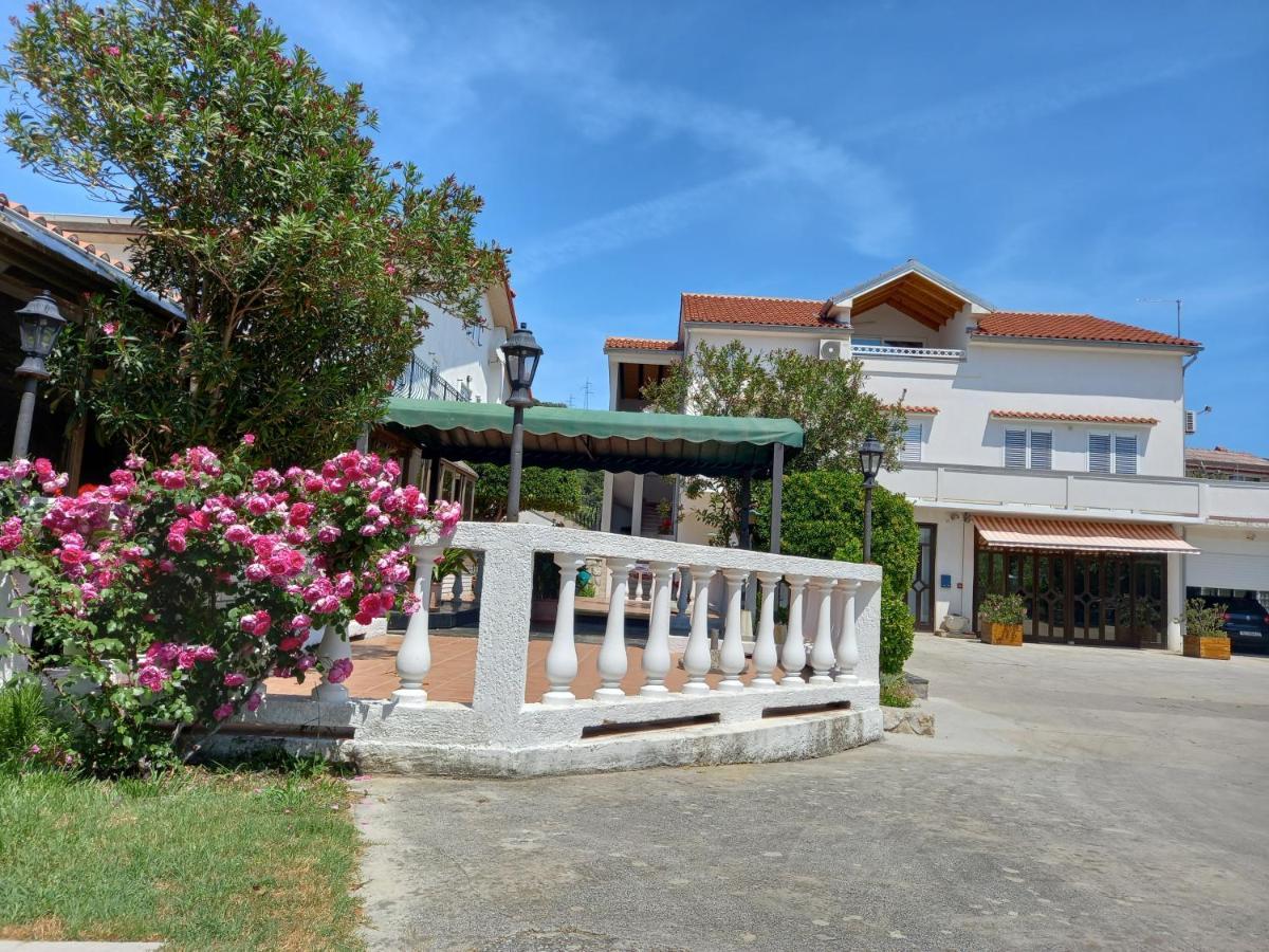 Apartment-Rooms Preka Palit Bagian luar foto